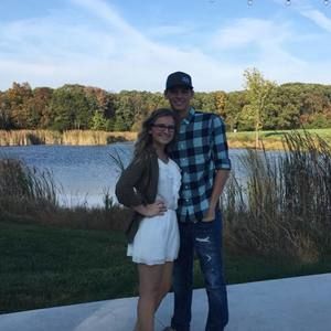 Meet your Posher, Levi